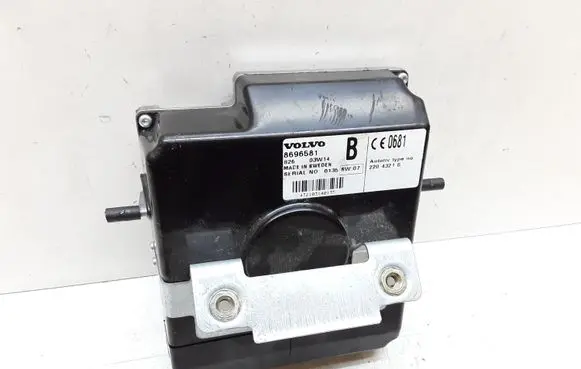 Volvo XC90 Phone control unit/module 8696581