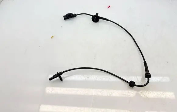 Nissan Juke II F16 ABS brake wheel speed sensor 479105767R