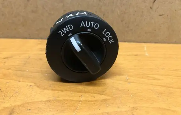 Nissan X-Trail T30 Differential lock switch 