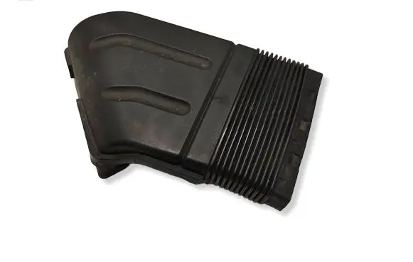 Audi A4 S4 B6 8E 8H Air intake duct part 8E0129617