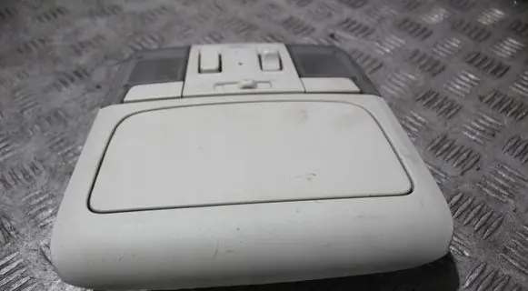 Subaru Legacy Front seat light VC12088