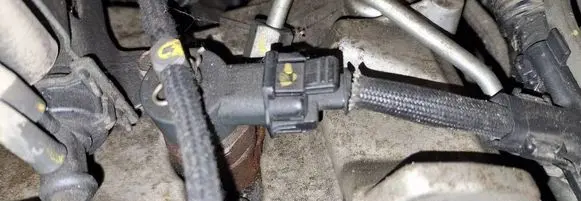 Fuel injector