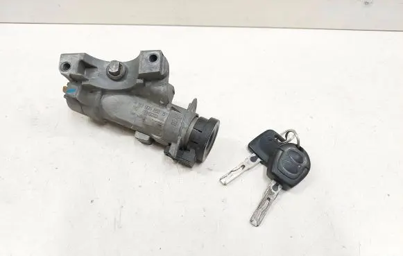 Ford Galaxy Ignition lock 4B0905851B
