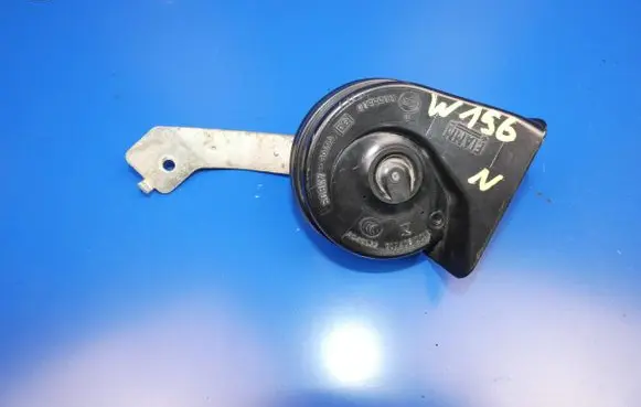 Mercedes-Benz GLA W156 Horn signal A0005405500 0825F17