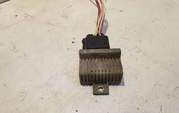 Renault Scenic II - Grand scenic II Glow plug pre-heat relay 7700115078