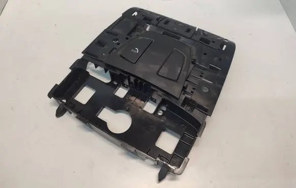 BMW X1 F48 F49 SOS control module 61316820167 61319391937 61319370831