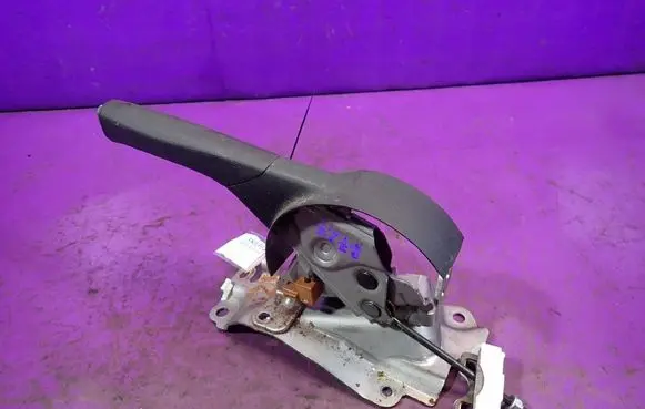 Toyota Yaris Handbrake/parking brake lever assembly