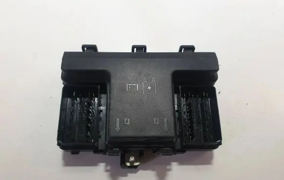 Ford Fusion II Fuse box set FG9T14A067VA