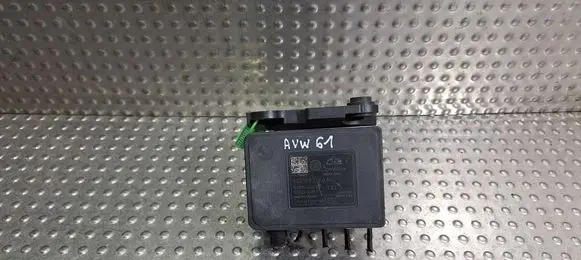 Volkswagen Golf VII ABS Pump 5Q0614517T 5Q0907379AA