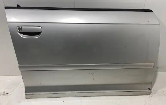 Audi A3 S3 8P Front door