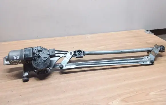 Ford Focus C-MAX Front wiper linkage and motor 4M5117508AA 4M5117504AB