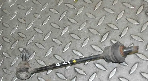 Jaguar F-Type Rear anti-roll bar/stabilizer link 