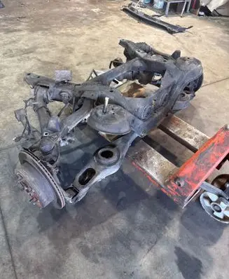 Mitsubishi Shogun Rear subframe