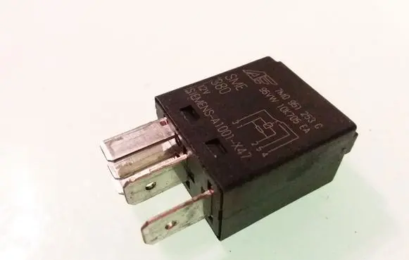 Ford Galaxy Other relay 7M0951253C