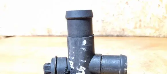 Volkswagen Transporter - Caravelle T4 Engine coolant pipe/hose 101456 1014567700f50 7700f50