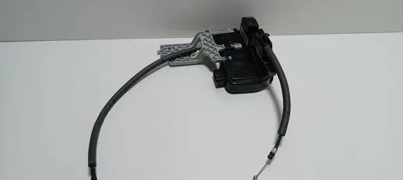 KIA Sportage Front door lock 813203U010