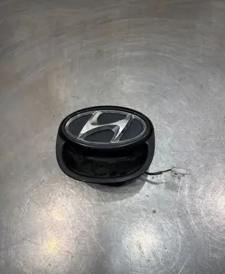 Hyundai i30 Tailgate trunk handle 873702R000