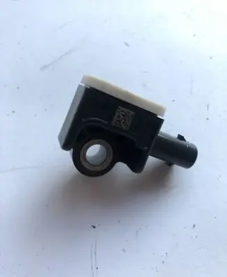 Mercedes-Benz A W176 Airbag deployment crash/impact sensor A1668210151 56054085AA