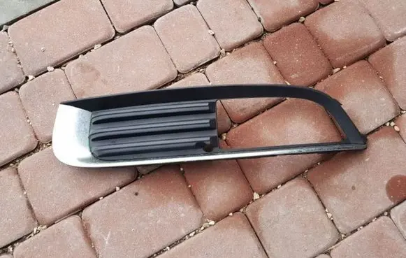 Opel Insignia A Front bumper lower grill 13238370