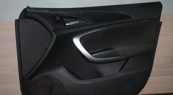 Opel Insignia A Front door card panel trim 13327658