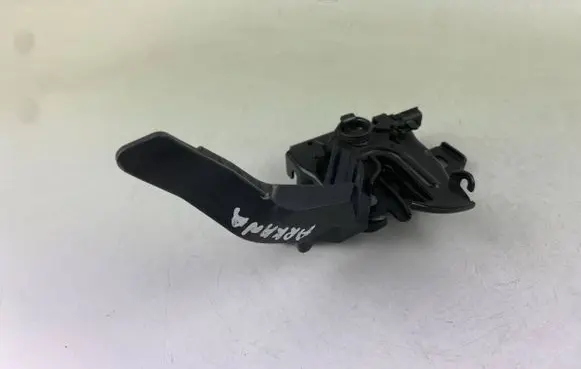 Renault Arkana Engine bonnet/hood lock/catch