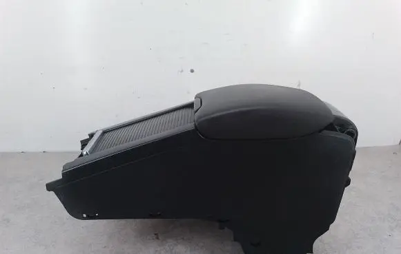 Volvo V60 Center console 39819457