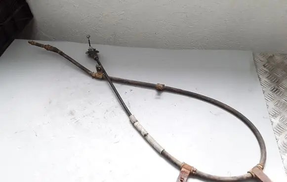 KIA Carens II Handbrake/parking brake wiring cable 1D0007D09