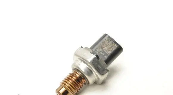 Volvo XC90 Fuel pressure sensor 31478397