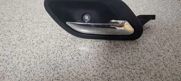 BMW 5 E39 Front door interior handle 8226050
