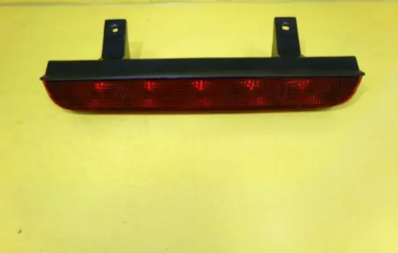 Suzuki Wagon R+ Third/center stoplight 033180040