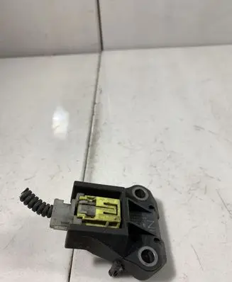 Lexus IS 200-300 Airbag deployment crash/impact sensor 8917353040