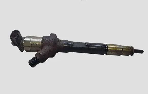 Mazda 6 Fuel injector R2AA13H50