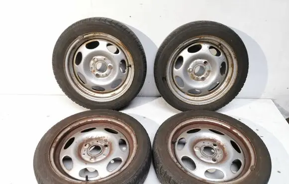 Smart ForTwo II R15 steel rim 