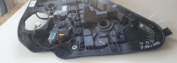 Hyundai Santa Fe Rear door window regulator with motor
