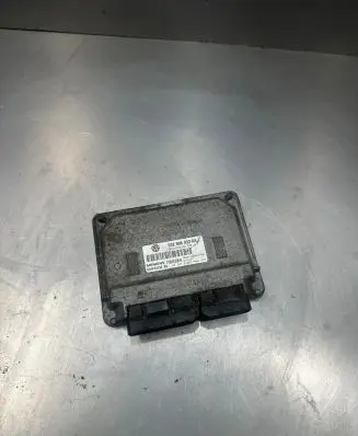 Volkswagen Polo IV 9N3 Engine control unit/module 03E906033AK 5WP4423603 3PG7003