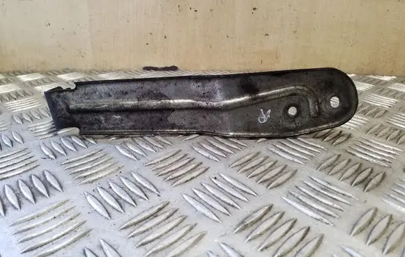 Suzuki Grand Vitara II Radiator mount bracket