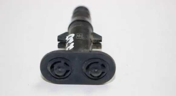 Headlight washer spray nozzle