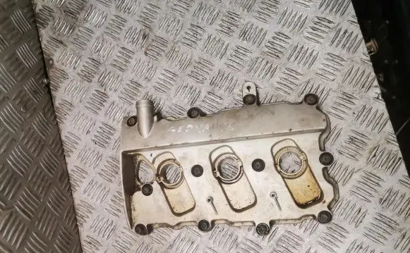 Audi A6 S6 C6 4F Rocker cam cover 