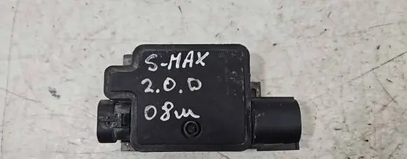 Coolant fan relay