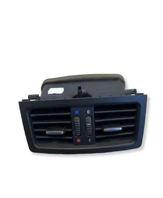 BMW 5 E60 E61 Rear air vent grill 7129556 6932024