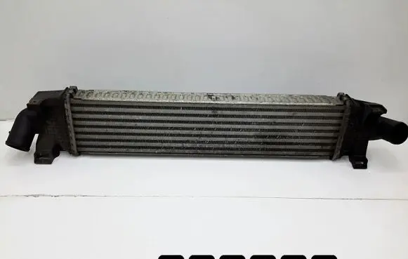 Ford C-MAX I Intercooler radiator 3m5h9l440ad