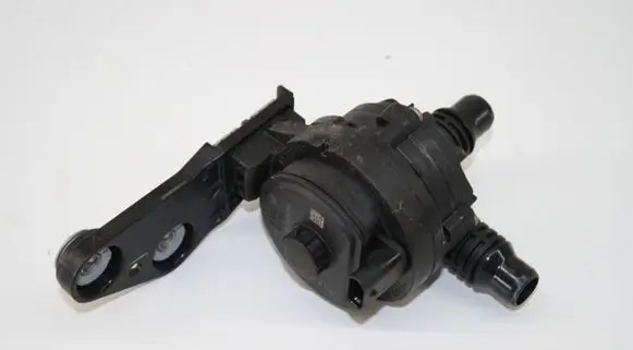 BMW X5 G05 Electric auxiliary coolant/water pump 8477210