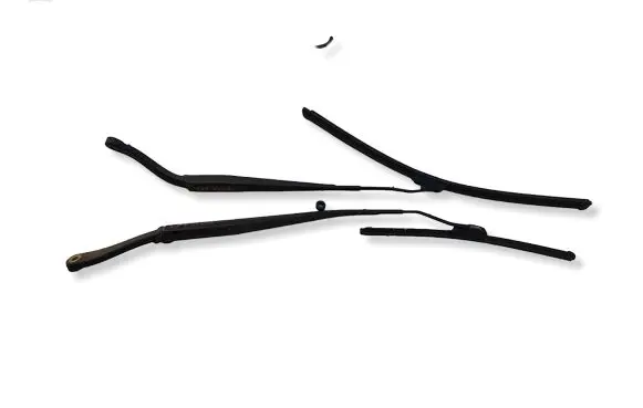 Chevrolet Captiva Front wiper blade arm 