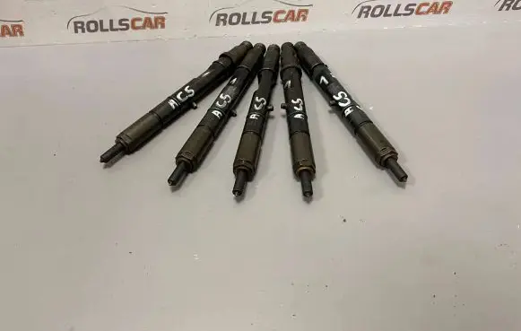 Audi A6 S6 C5 4B Fuel injector 059130201E