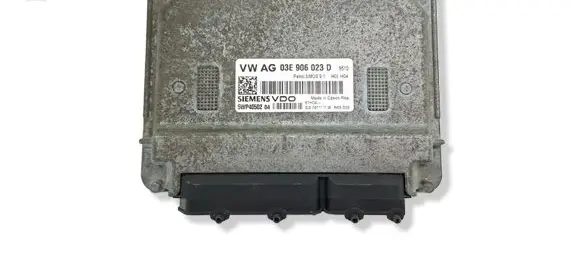 Volkswagen Polo IV 9N3 Engine control unit/module 03E906023D 5WP4050204