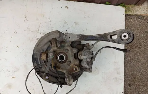 BMW X3 F25 Rear wheel hub spindle/knuckle 