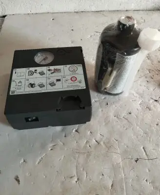Volkswagen Sharan Tire air pump compressor 5N0012615F