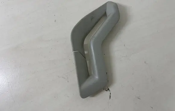 Volvo XC90 Seat belt trim 13550
