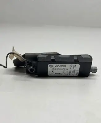Volkswagen Touran I Antenna control unit VW358 1T0035577H