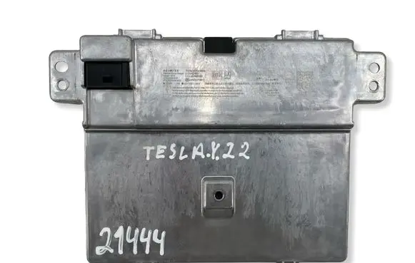 Tesla Model Y Wireless charging module 175510000D